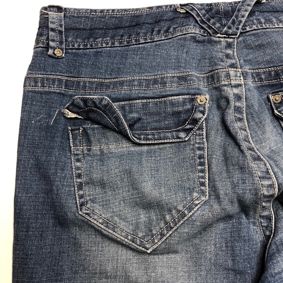 Calvin Klein Jeans High Rise Stretch Cropped Jeans - Picture 14 of 16